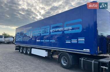 Ізотермічна будка Schmitz Cargobull SKO 2015 в Чернівцях