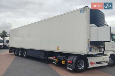 Рефрижератор полуприцеп Schmitz Cargobull SKO 2013 в Ровно