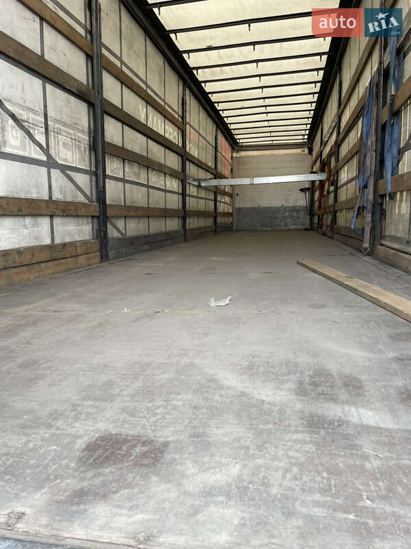 Тентованный борт (штора) - полуприцеп Schmitz Cargobull SKO 2011 в Буче