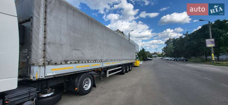 Тентований борт (штора) - напівпричіп Schmitz Cargobull SO1 2002 в Вишгороді