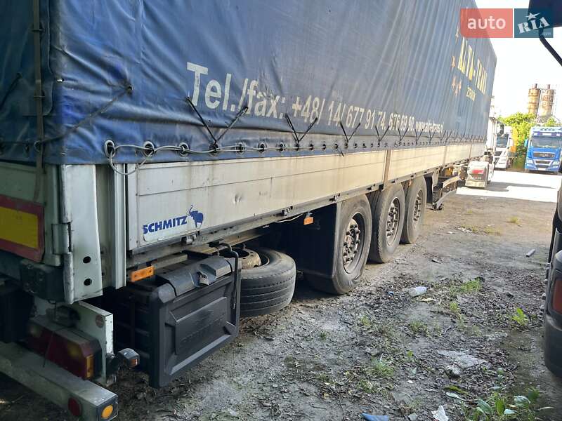 Бортовий напівпричіп Schmitz Cargobull SPR 24 2004 в Львові