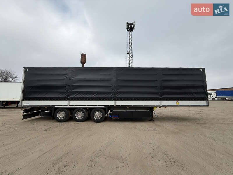 Бортовий напівпричіп Schmitz Cargobull SPR 24 2011 в Харкові