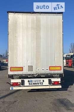 Бортовой полуприцеп Schmitz Cargobull SPR 2007 в Кременчуге
