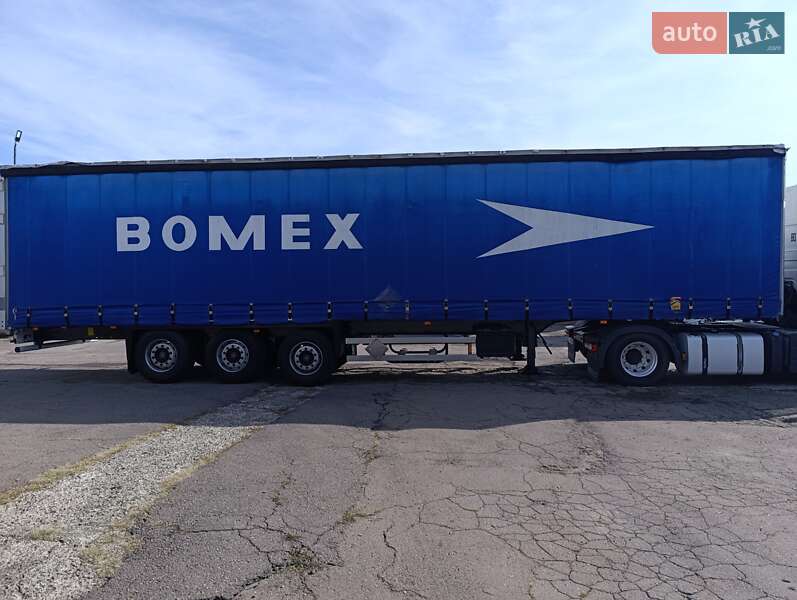 Тентованный борт (штора) - полуприцеп Schmitz Cargobull SSD 2003 в Ровно