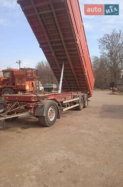 Самосвал прицеп Schmitz AWF 18 2005 в 