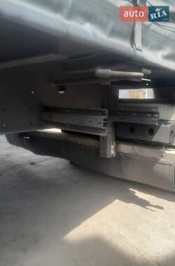 Тентованный борт (штора) - полуприцеп Schmitz S-01 2006 в 