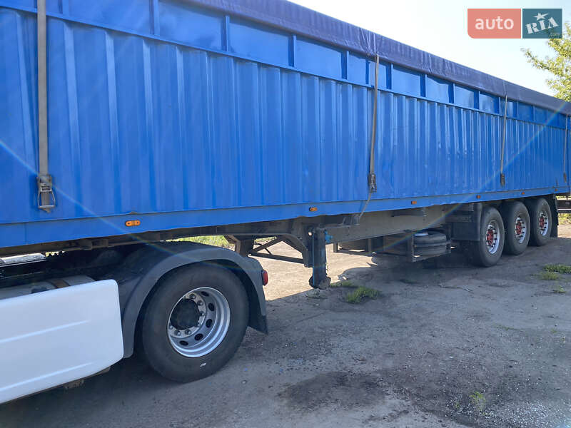 Контейнеровоз полуприцеп Schmitz S-01 2004 в Добровеличковке