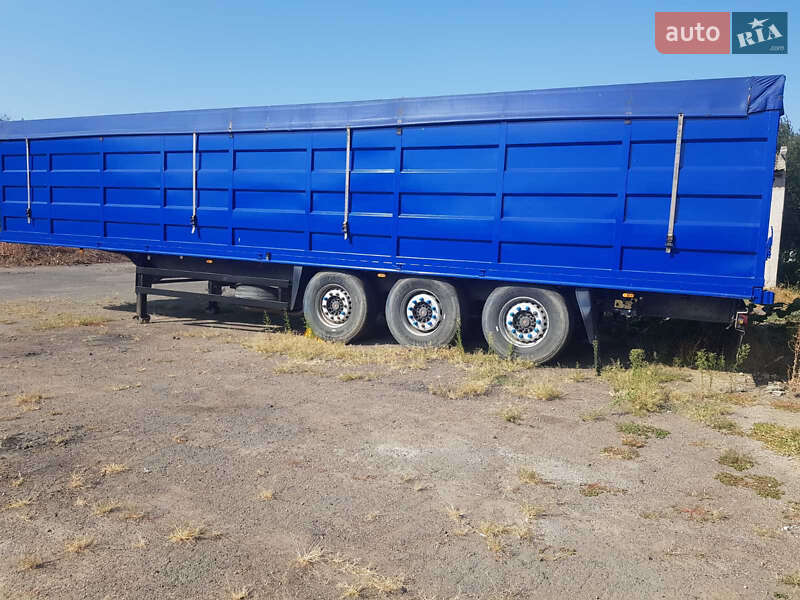 Зерновоз - полуприцеп Schmitz S-01 2006 в Одессе