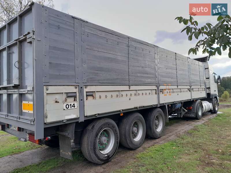 Зерновоз - полуприцеп Schmitz S-01 2000 в Оржице