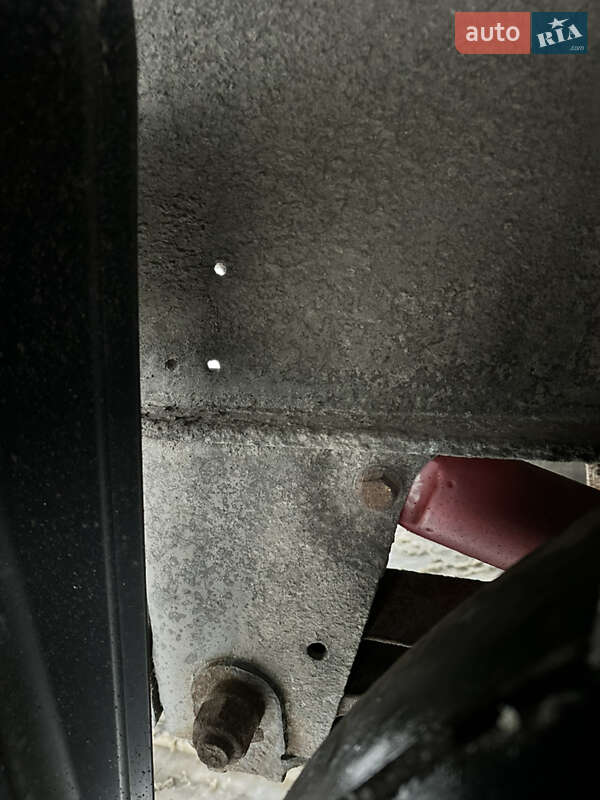 Тентований борт (штора) - напівпричіп Schmitz S-01 2010 в Ратному