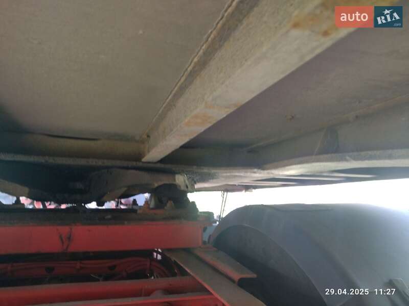 Зерновоз - полуприцеп Schmitz S-01 2000 в Варве