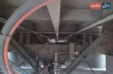Тентованный борт (штора) - полуприцеп Schmitz S-01 2004 в 
