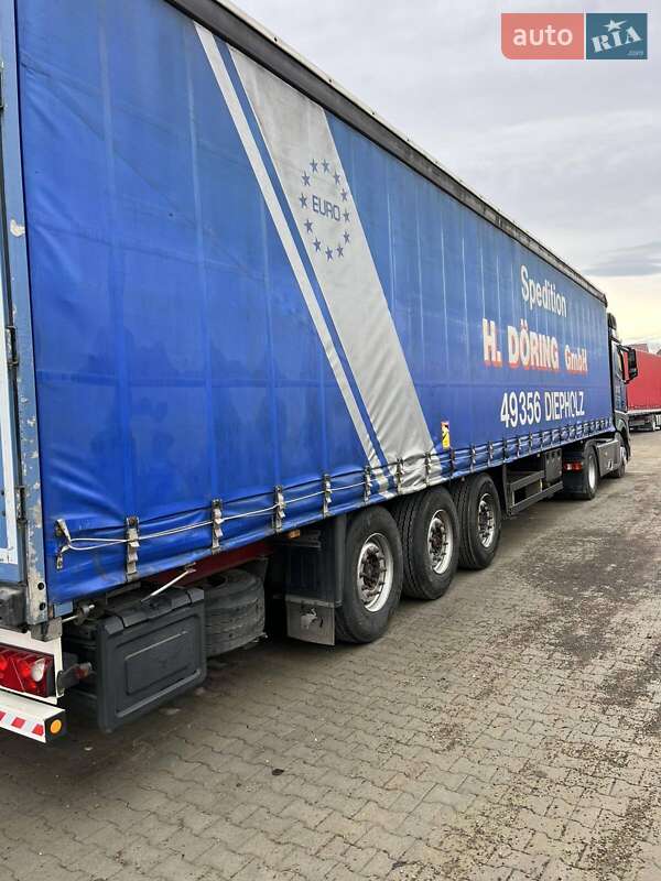 Шассі напівпричіп Schmitz S-01 2008 в Чернівцях