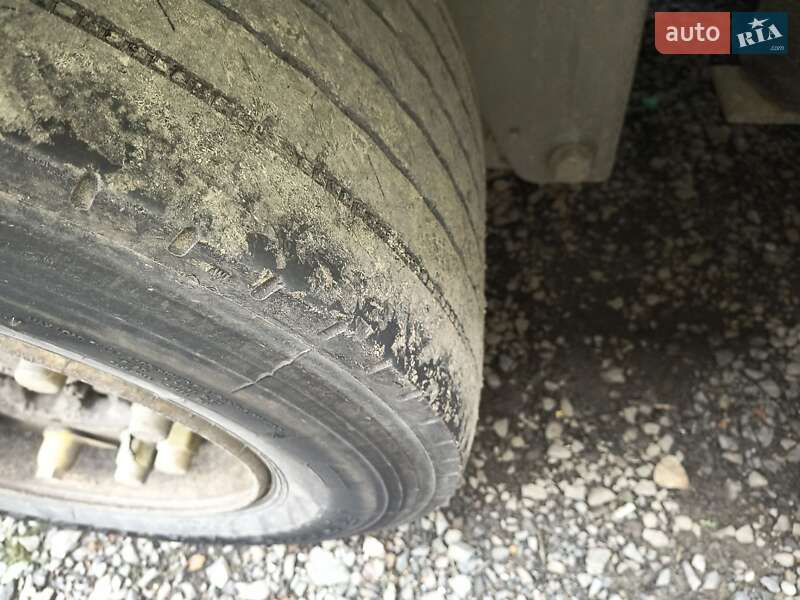 Тентованный борт (штора) - полуприцеп Schmitz S-01 2003 в Киеве фото 4 Тентованный борт (штора) - полуприцеп Schmitz S-01 2003 в Киеве