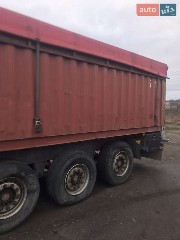 Зерновоз - полуприцеп Schmitz S-01 2004 в Виннице