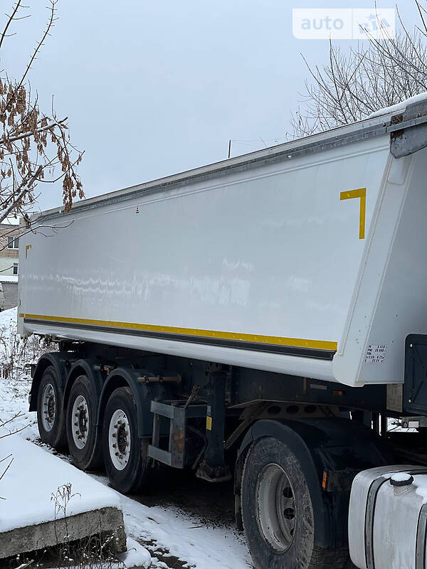 Самоскид напівпричіп Schmitz SCB 2013 в Костопілі фото 12 Самоскид напівпричіп Schmitz SCB 2013 в Костопілі