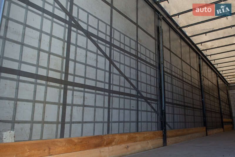 Тентованный борт (штора) - полуприцеп Schmitz SCB 2011 в Житомире