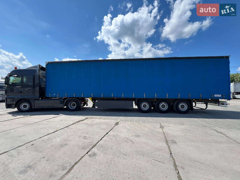 Тентований борт (штора) - напівпричіп Schmitz SCB 2013 в Чернівцях