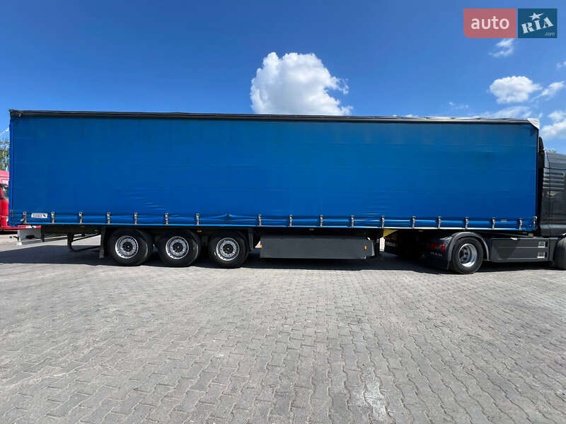 Тентований борт (штора) - напівпричіп Schmitz SCB 2013 в Чернівцях