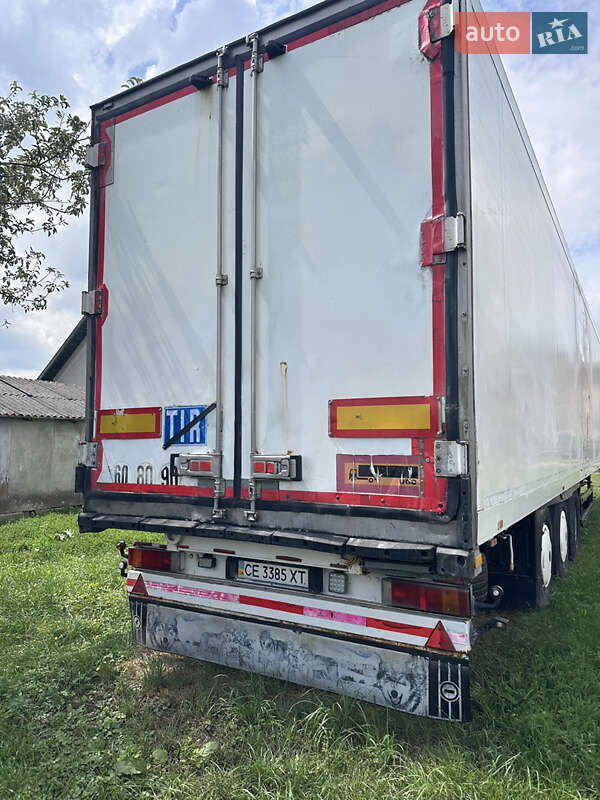 Рефрижератор Schmitz SCB 2003 в Сторожинці