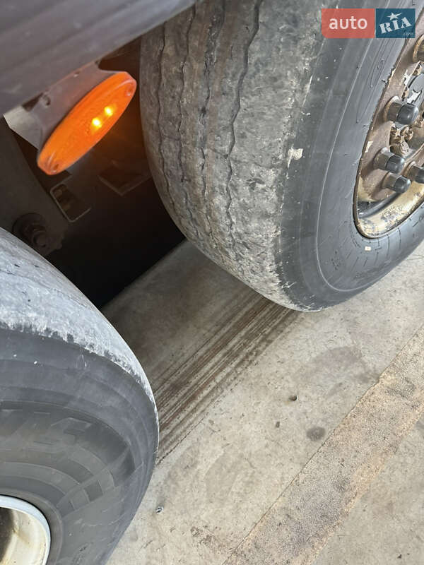 Тентованный борт (штора) - прицеп Schmitz SCS 24 2013 в Иршаве фото 4 Тентованный борт (штора) - прицеп Schmitz SCS 24 2013 в Иршаве