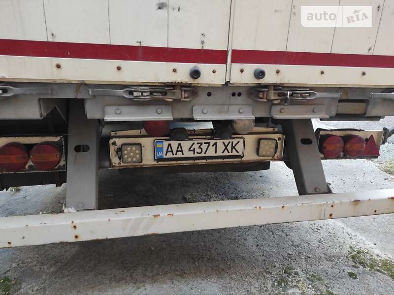 Бортовий напівпричіп Schmitz SCS 24L-1362EB 2007 в Києві