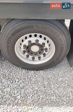 Платформа напівпричіп Schmitz SCS 24L-1362EB 2009 в 