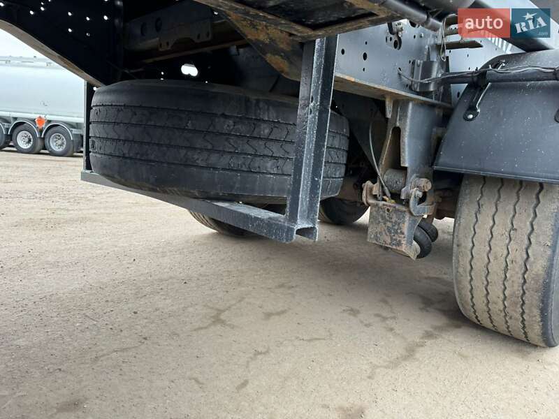 Самосвал полуприцеп Schmitz SCS 27 2008 в Виннице