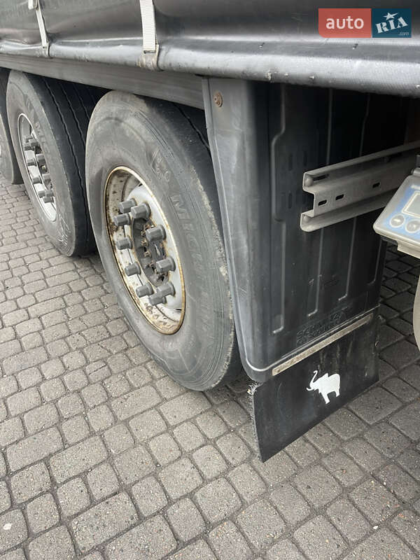 Тентований борт (штора) - напівпричіп Schmitz SCS L24 2016 в Мукачевому