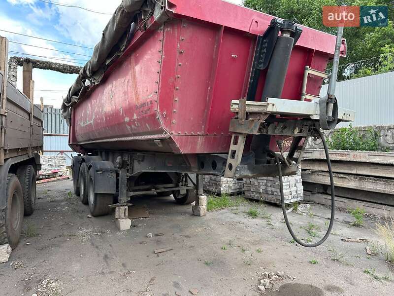 Schmitz SCS L24 2008