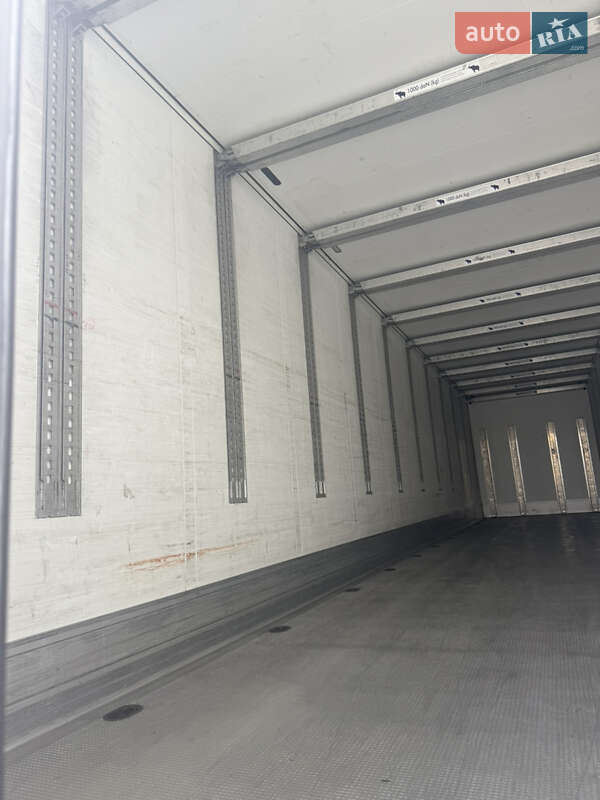 Фургон полуприцеп Schmitz SCS L24 2014 в Черновцах