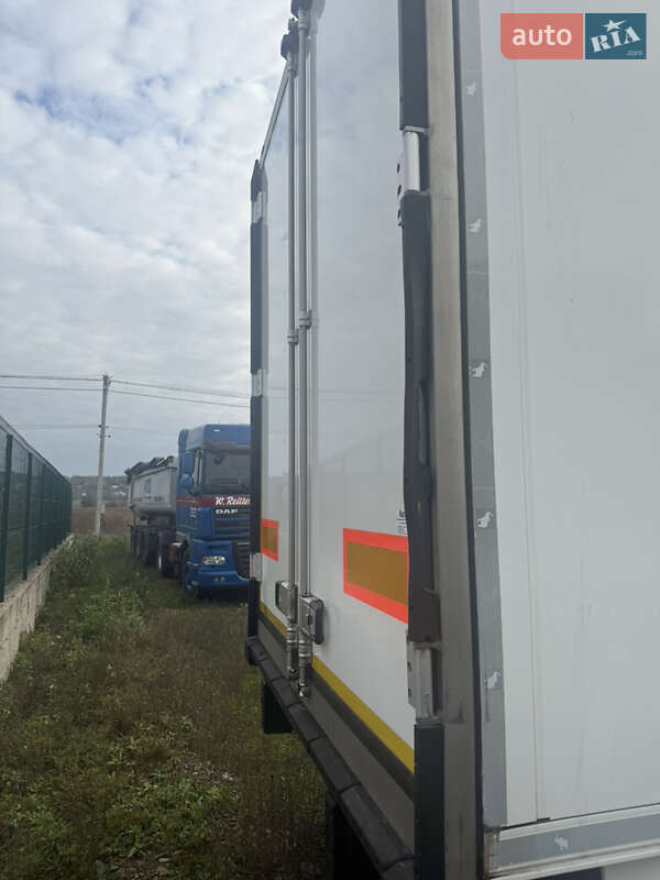 Фургон полуприцеп Schmitz SCS L24 2014 в Черновцах