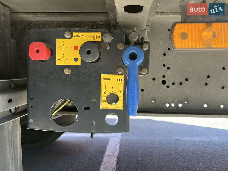 Тентований борт (штора) - напівпричіп Schmitz SCS L24 2017 в Львові