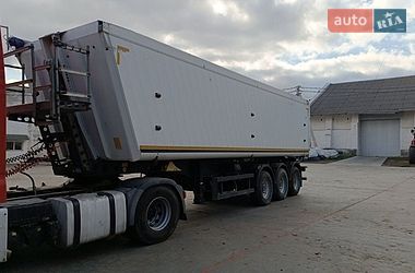 Зерновоз - напівпричіп Schmitz SGF S3 2012 в Коломиї