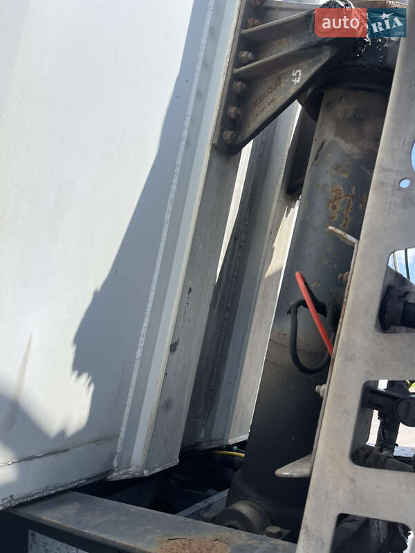 Самоскид напівпричіп Schmitz SKI 24 2005 в Вінниці