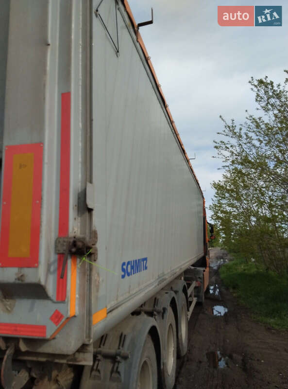 Зерновоз - полуприцеп Schmitz SKI 24 2009 в Днепре