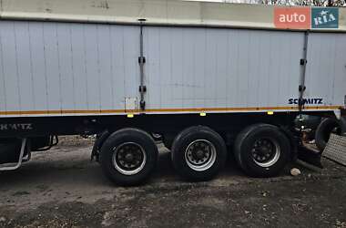 Зерновоз - полуприцеп Schmitz SKI 24 2000 в 