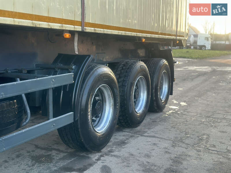 Самосвал полуприцеп Schmitz SKI 24 1995 в Дубно