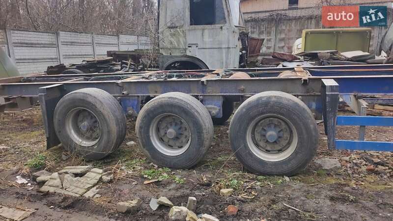 Шассі напівпричіп Schmitz SKO 24 1998 в Житомирі