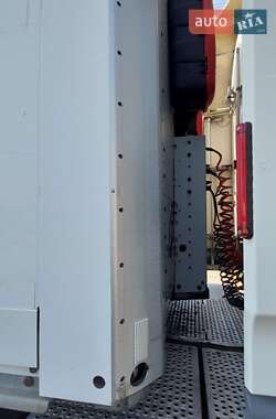 Изотермическая будка Schmitz SKO 24 2005 в 