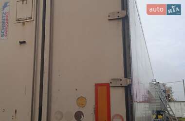 Рефрижератор Schmitz SKO 24 2000 в 