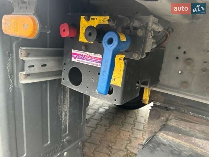 Фургон напівпричіп Schmitz SKO 24 2011 в Хусті
