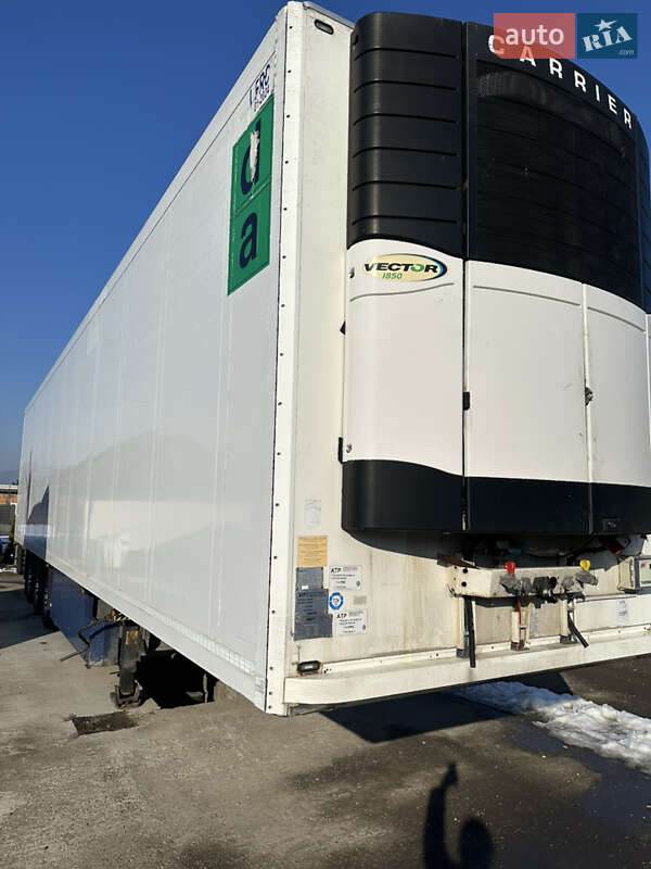 Рефрижератор напівпричіп Schmitz SKO 24 2008 в Хусті