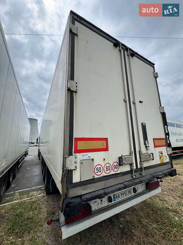 Рефрижератор полуприцеп Schmitz SKO 24 2003 в Киеве