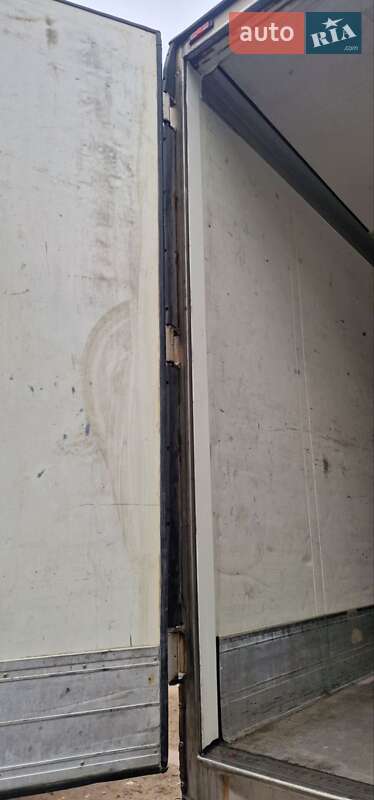 Рефрижератор Schmitz SKO 24 2011 в Львове