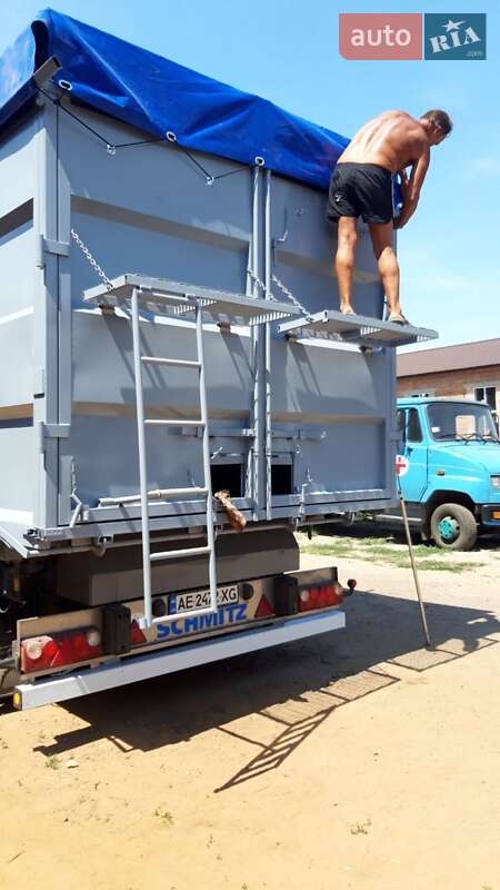 Контейнеровоз напівпричіп Schmitz SPR 24 2011 в Кривому Розі