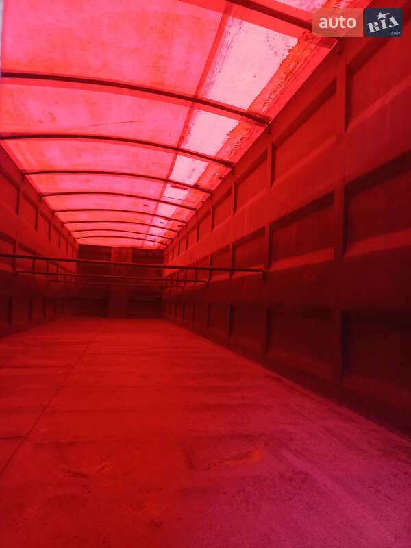 Самоскид напівпричіп Schmitz SPR 24 1992 в Чернівцях