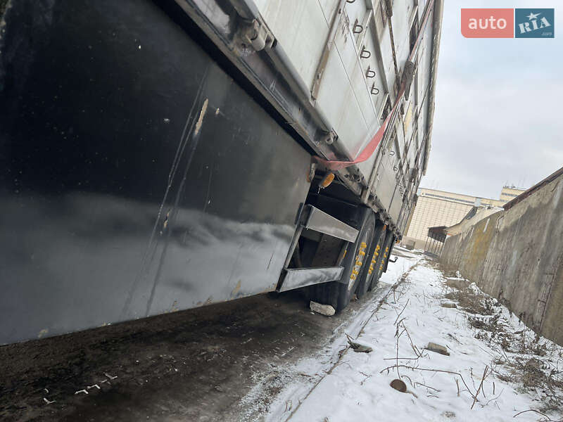 Зерновоз - полуприцеп Schmitz SPR 24L 2003 в Ракитном фото 2 Зерновоз - полуприцеп Schmitz SPR 24L 2003 в Ракитном