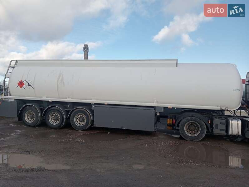 Цистерна полуприцеп Schrader Z-STA 24 2000 в Киеве