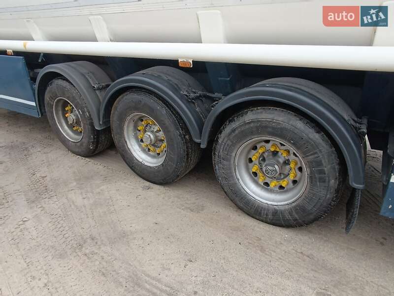 Цистерна полуприцеп Schrader Z-STA 24 2005 в Житомире